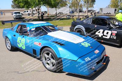 media/Apr-30-2022-CalClub SCCA (Sat) [[98b58ad398]]/Around the Pits/